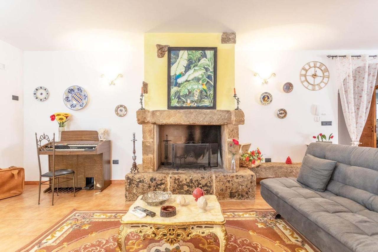 Villa Stracca Con Ampio Spazio Esterno Capilungo Exteriér fotografie